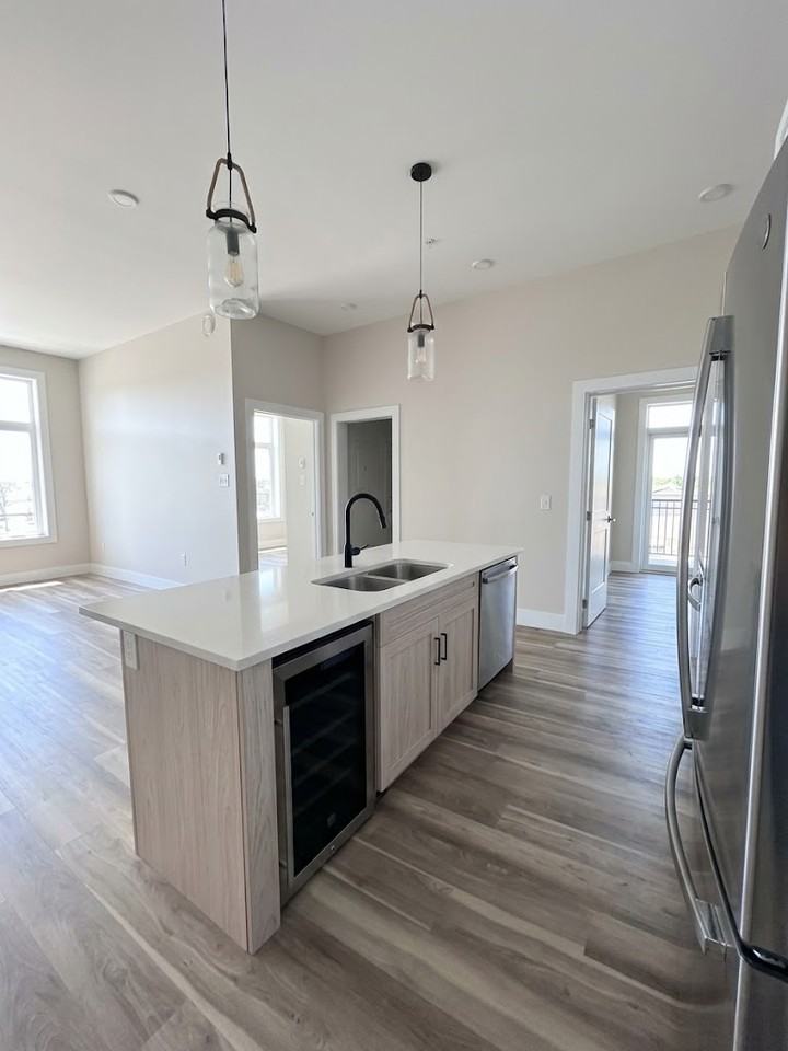 101 Roselin Court - Photo 6 of 8