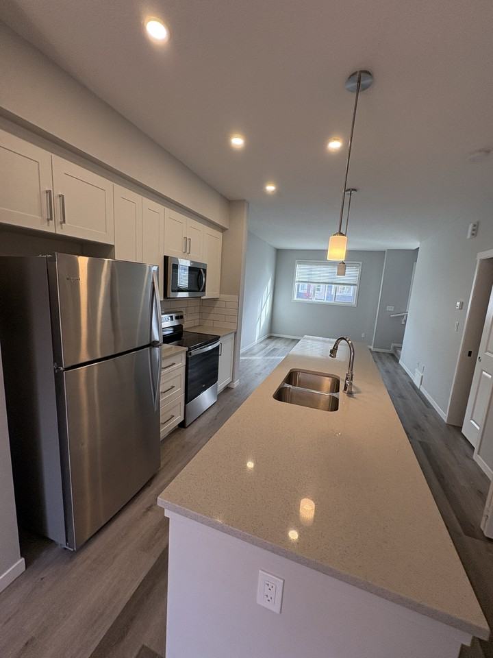 320 Secord Blvd Nw - Photo 4 of 45