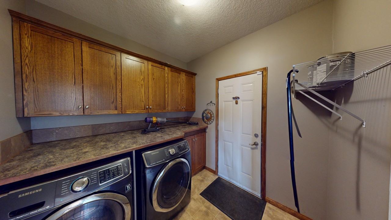 35 Tremblant Pt Sw - Photo 7 of 37