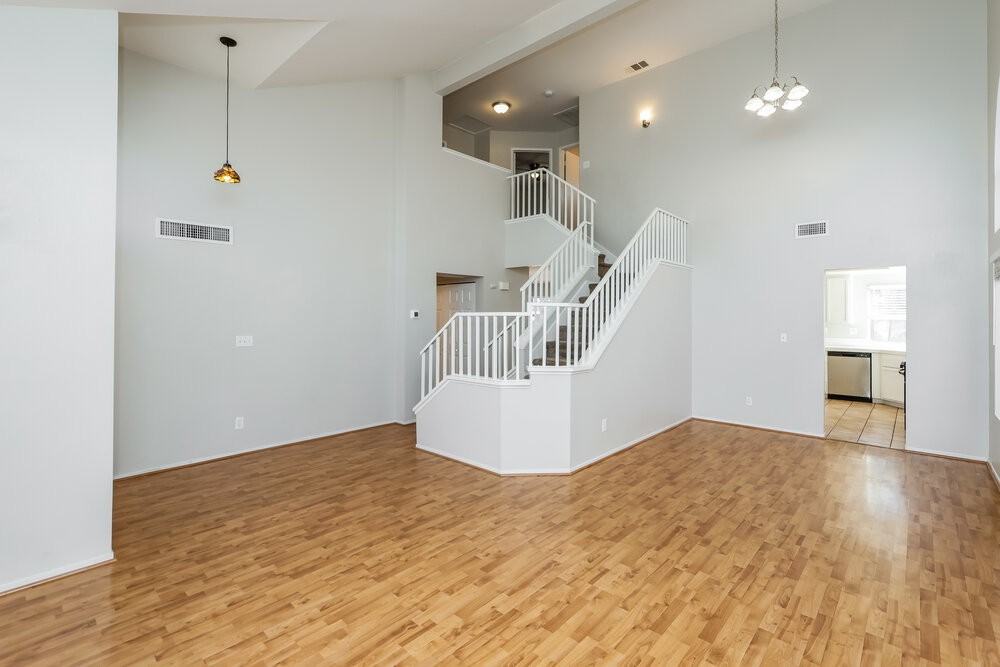 5872 Trailblazer Dr - Photo 5 of 17