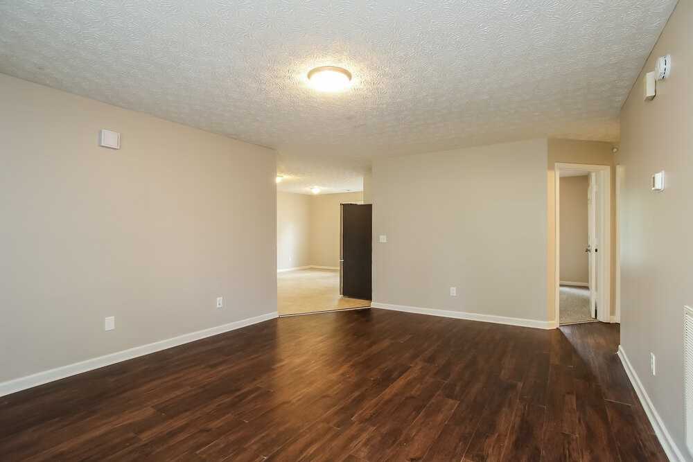 101 Whispering Pine Ln Ne - Photo 4 of 16