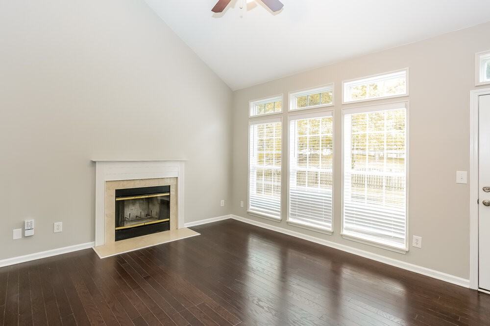 8417 Hornwood Ct - Photo 4 of 17