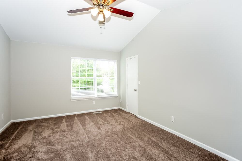 8417 Hornwood Ct - Photo 6 of 17