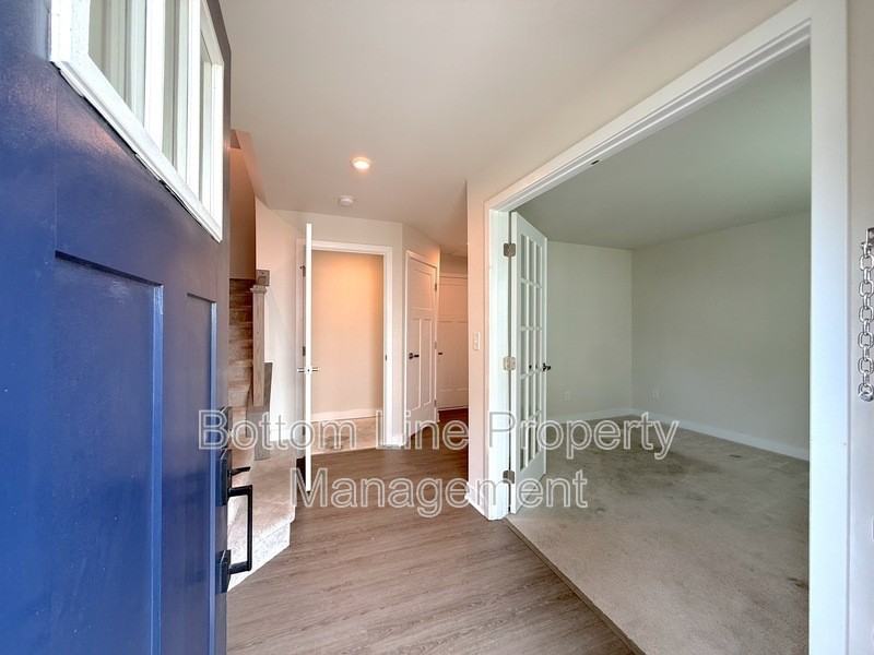 1121 Newell Towns Ln - Photo 3 of 32