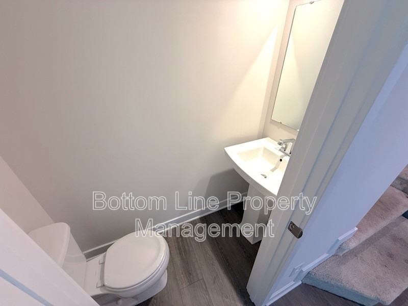 1121 Newell Towns Ln - Photo 7 of 32