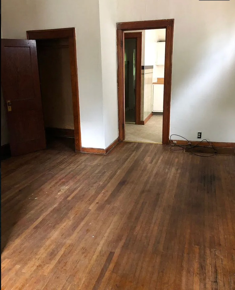 348 S Grant - Photo 3 of 4