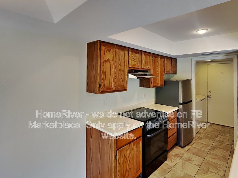 8853 S 48th St #2 - Photo 5 of 17