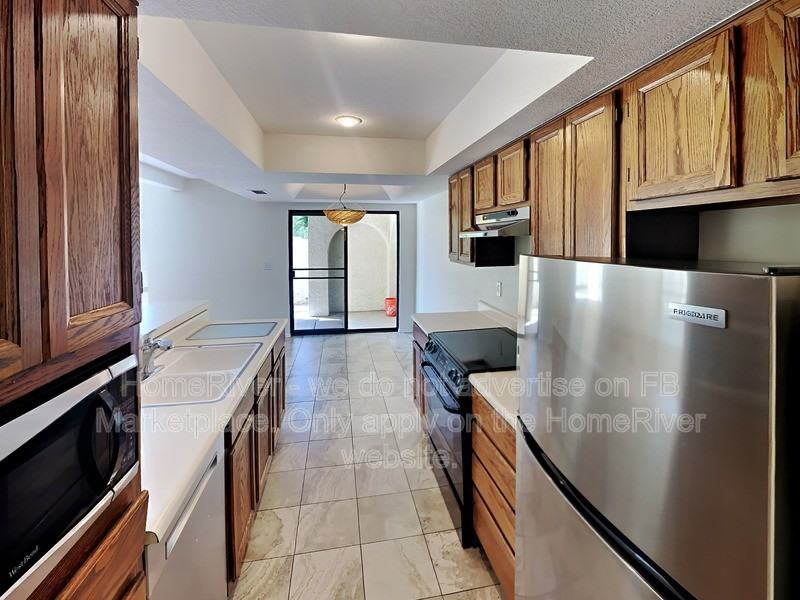 8853 S 48th St #2 - Photo 7 of 17