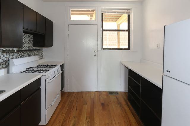 823 W Waveland Ave #1S - Photo 2 of 21