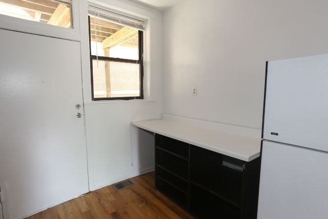 823 W Waveland Ave #1S - Photo 4 of 21