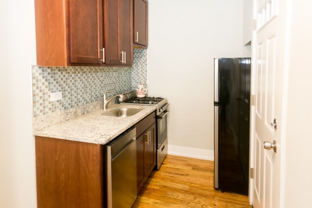 2912 N Mildred Ave #1CC - Photo 2 of 14