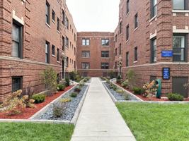 featured image of 1135 Oak Ave #2W