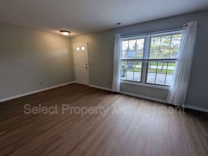 5404 Evard Rd - Photo 5 of 22