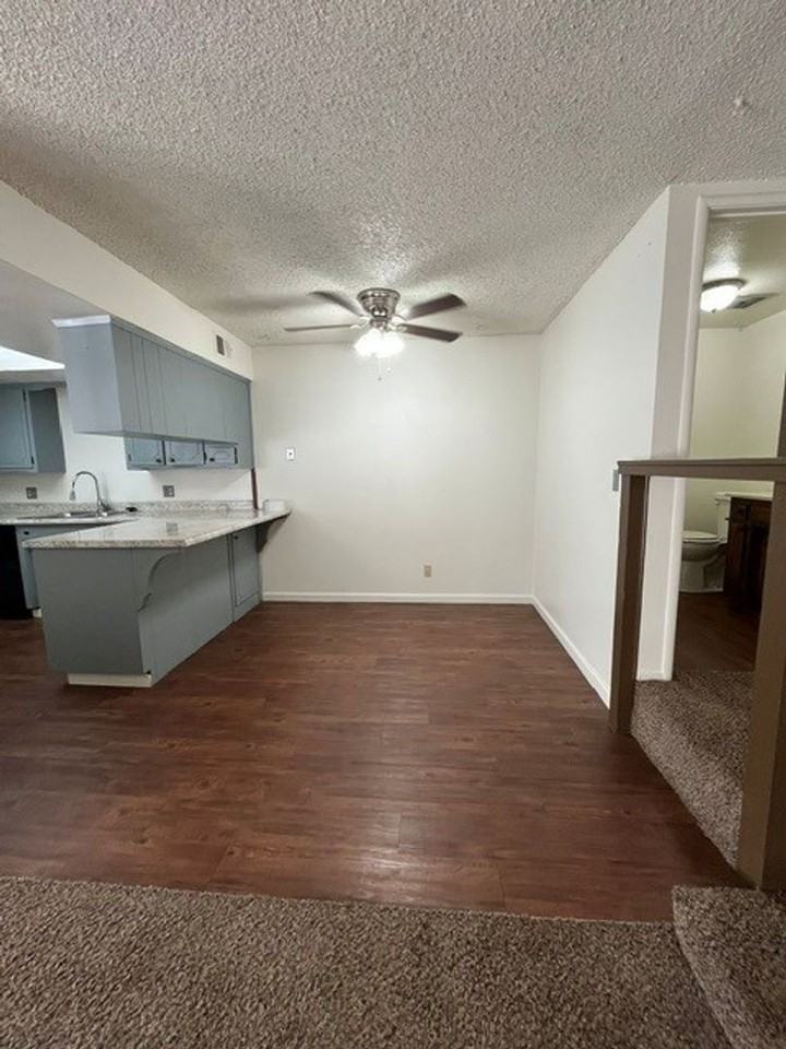 MPM - 2544, 2546, 2548, 2550 S. Sallee St. - Photo 6 of 19
