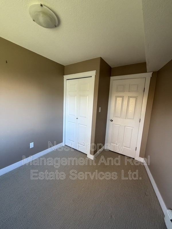 7614 St Andrew Crt #B - Photo 2 of 11