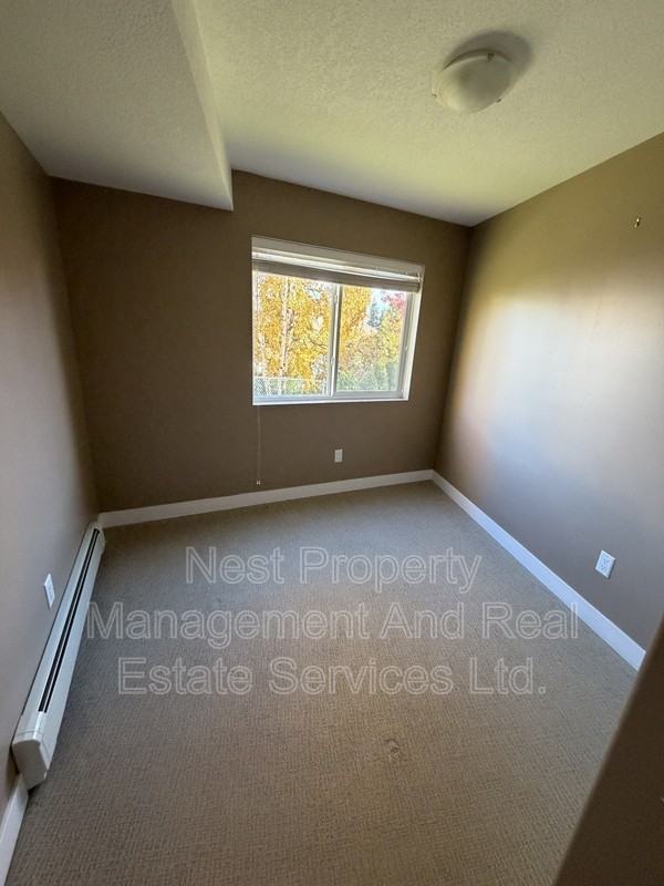 7614 St Andrew Crt #B - Photo 6 of 11