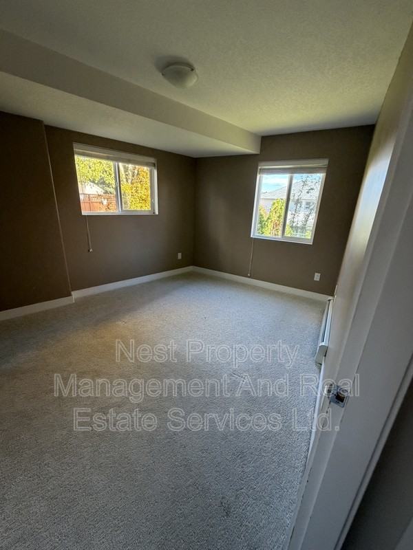 7614 St Andrew Crt #B - Photo 7 of 11