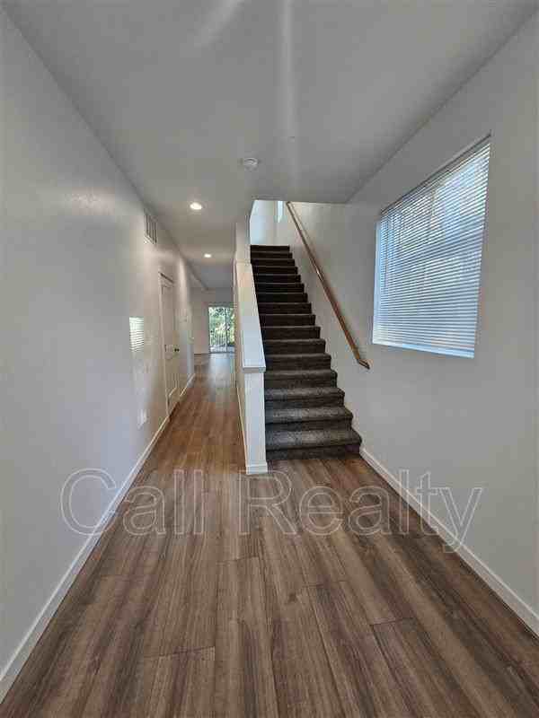 3813 E 12th Ave - Photo 2 of 29
