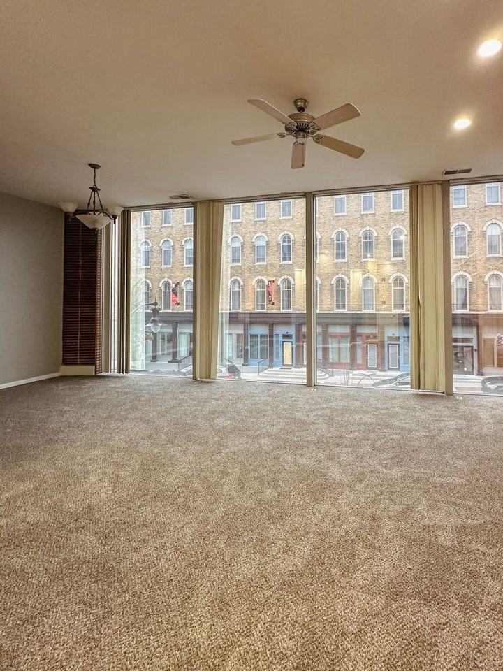 511 Columbia St - Photo 6 of 16