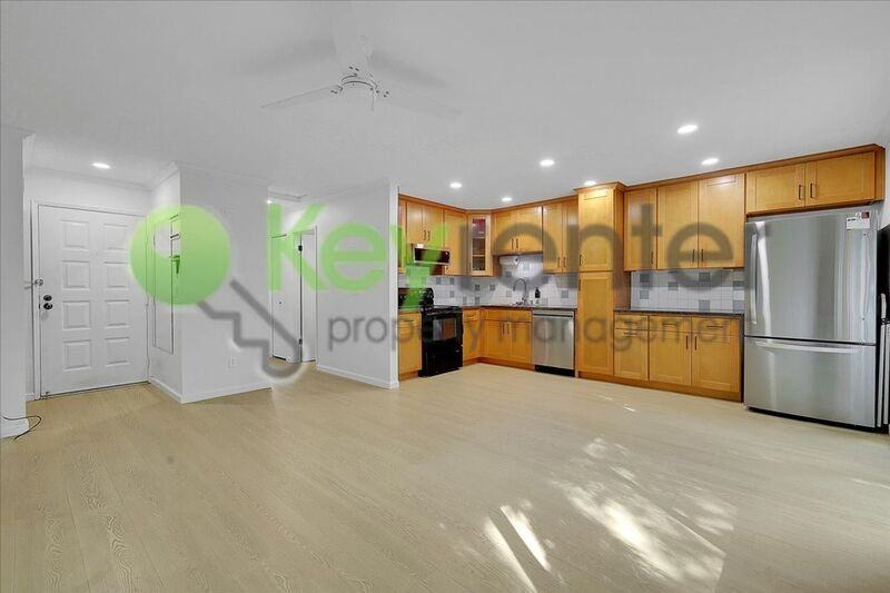 1629 10th St #2 - Photo 7 of 21