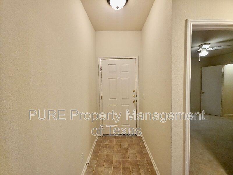 204 Delby St - Photo 3 of 25