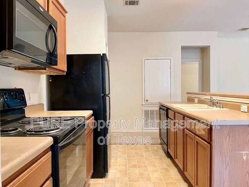 204 Delby St - Photo 7 of 25