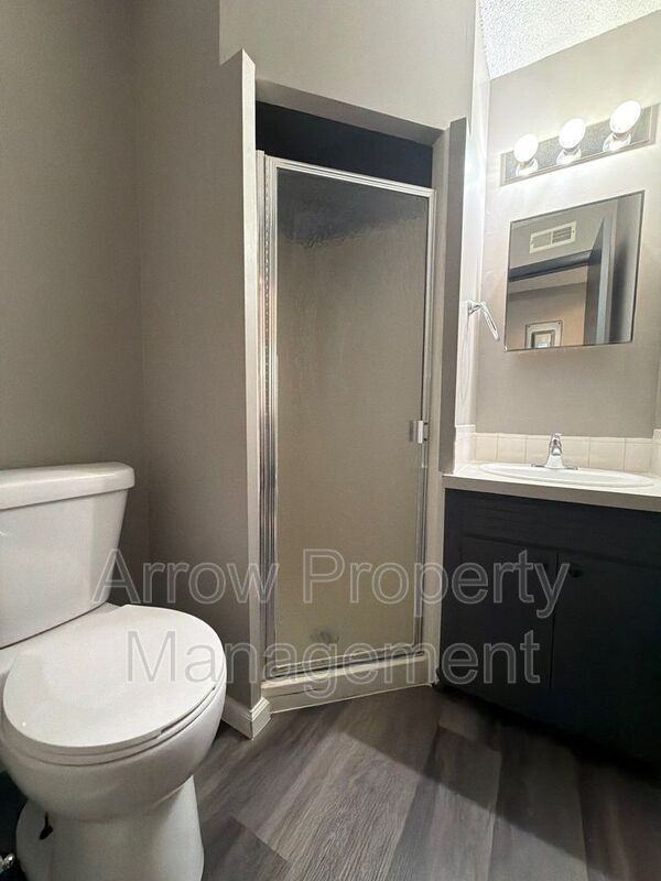 1323 S 10th St #1 - Photo 7 of 10