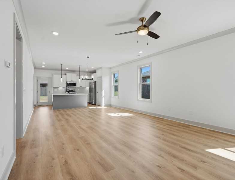 109 Equality Ct - Photo 5 of 25