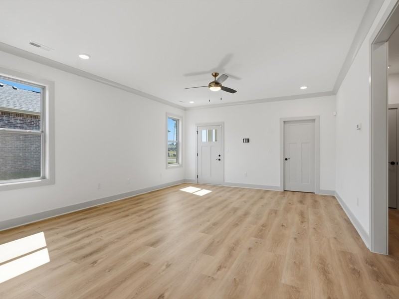 109 Equality Ct - Photo 6 of 25
