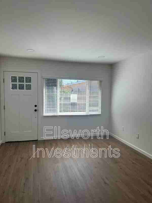 3341 Luna Ave - Photo 5 of 10