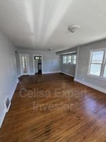 704 W Dewald St - Photo 1 of 1