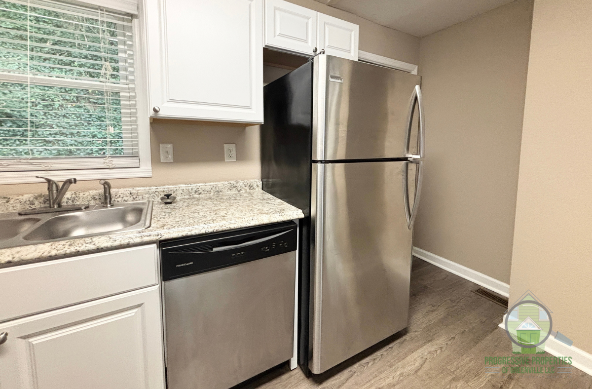 10 Stagg Street - Photo 6 of 13
