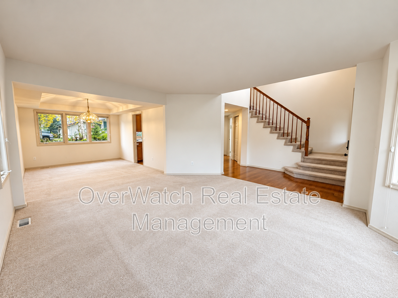 2523 Brook Hill Cir - Photo 4 of 42
