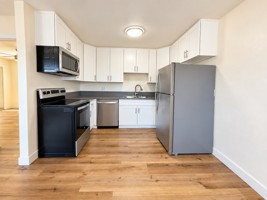 featured image of 1944 S Broadway