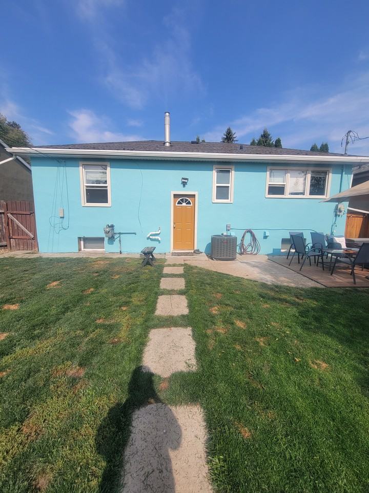 1138 2 Street East - Photo 3 of 17