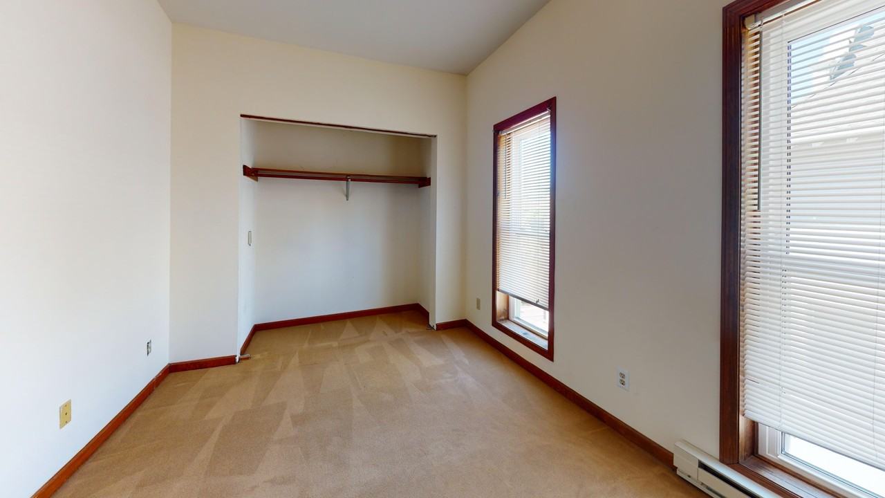 11 East Gilman Street - Photo 6 of 22