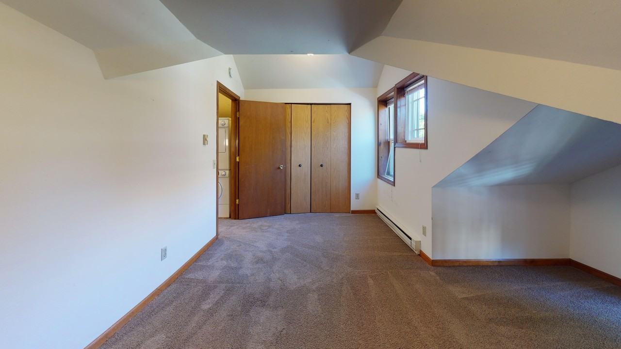 11 East Gilman Street - Photo 7 of 22