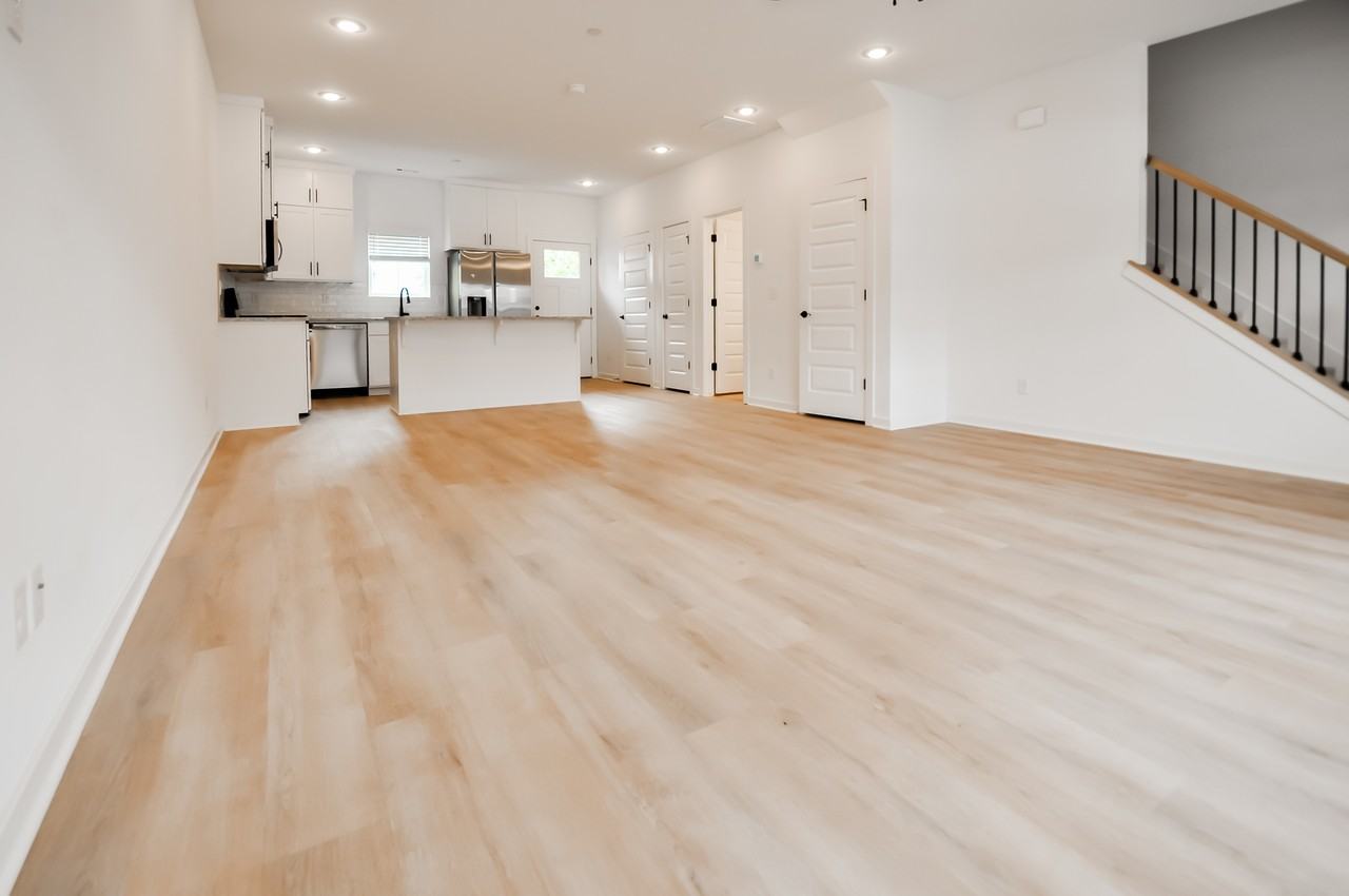 1863 South Garland Avenue - Photo 4 of 14