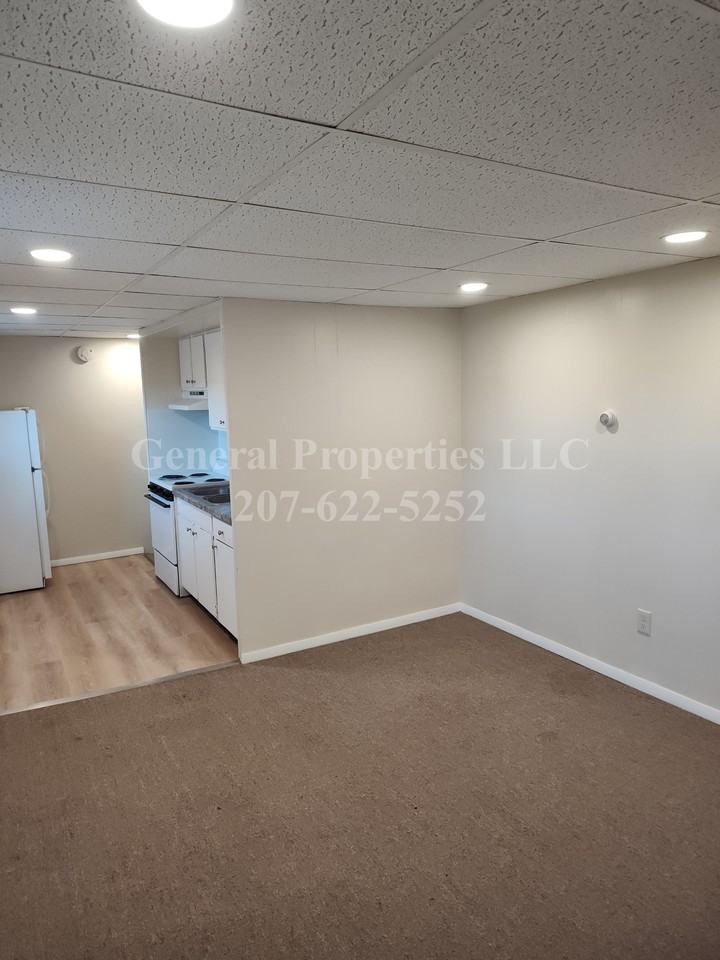 584 Riverside Drive - Photo 3 of 10