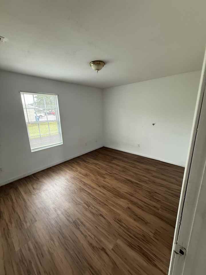 Brock Rd Apartments - Photo 5 of 6