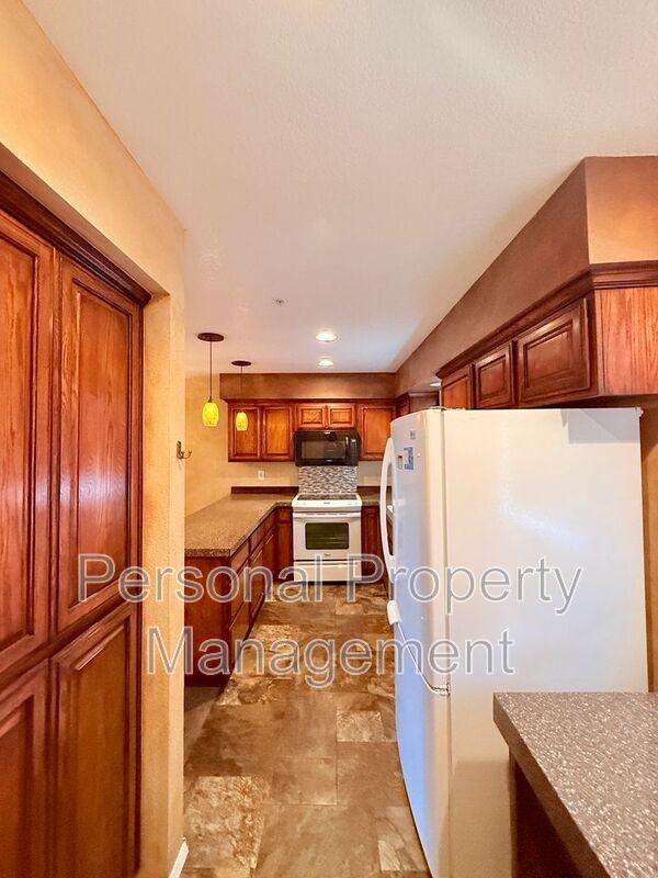 2766 E Mcloughlin Blvd - Photo 6 of 31