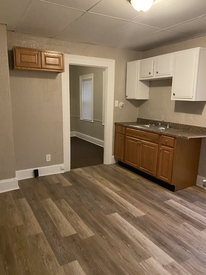 21.5 Clifton St. - Photo 2 of 14
