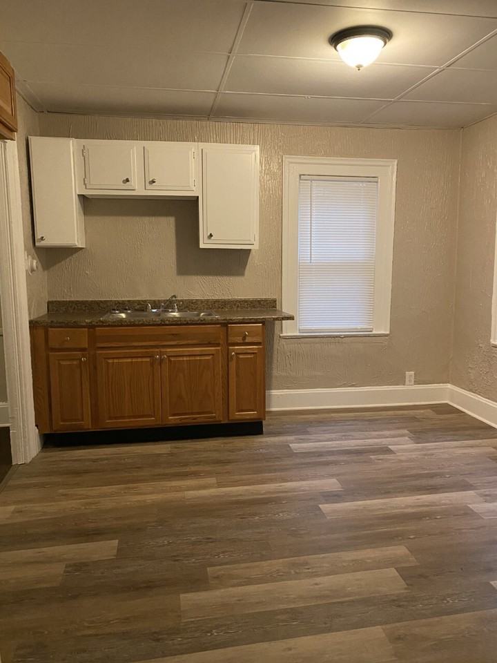 21.5 Clifton St. - Photo 3 of 14