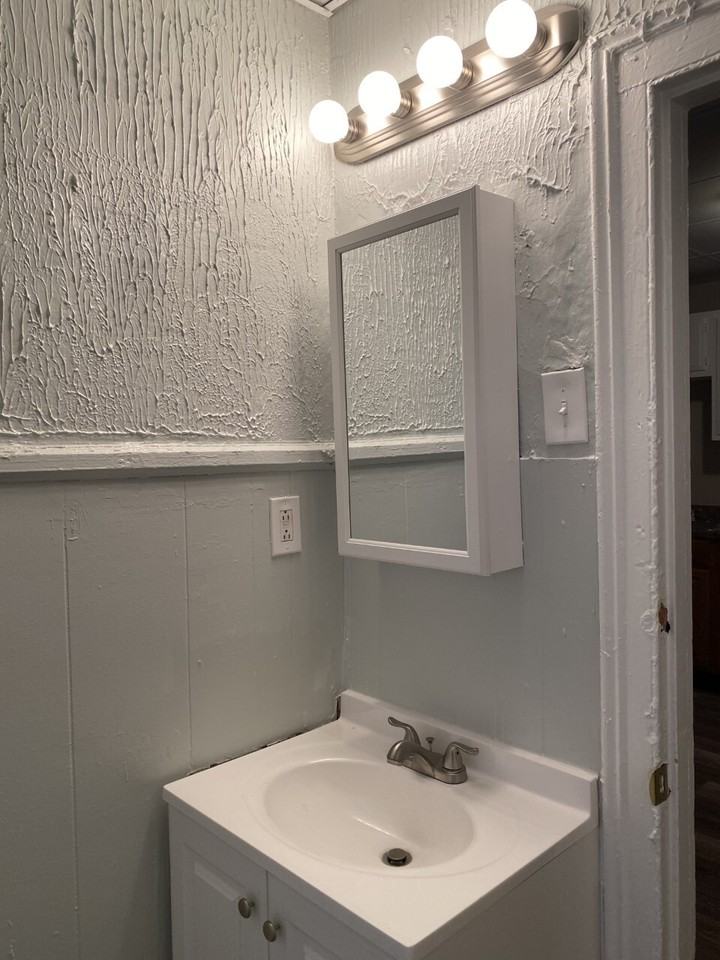 21.5 Clifton St. - Photo 4 of 14