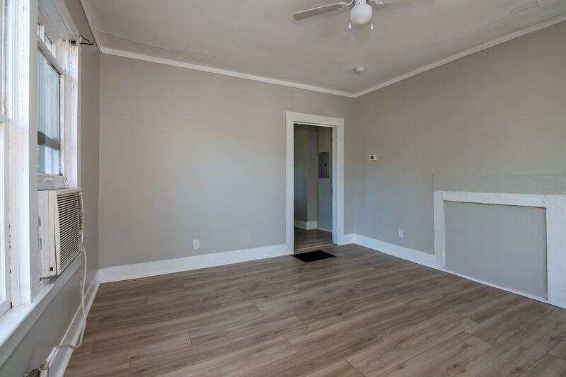352 Court E - Photo 2 of 16