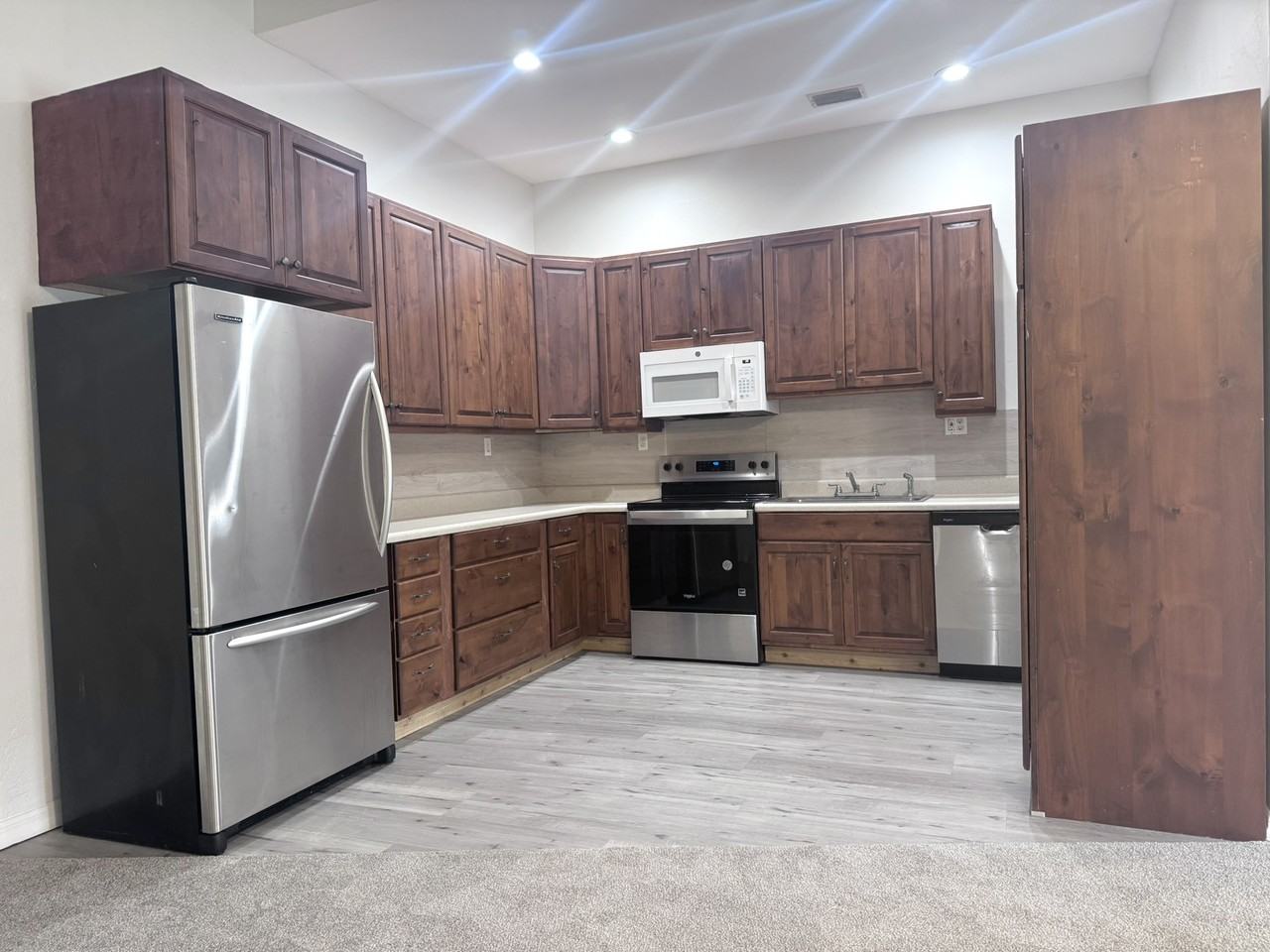 1901 Poppy Lane - Photo 7 of 15
