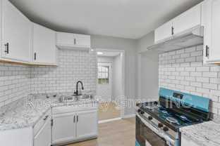 1908 Dunham St - Photo 1 of 1