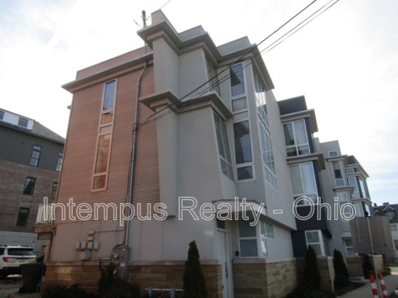 212 S Washington Ave - Photo 4 of 50