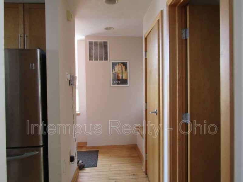212 S Washington Ave - Photo 6 of 50
