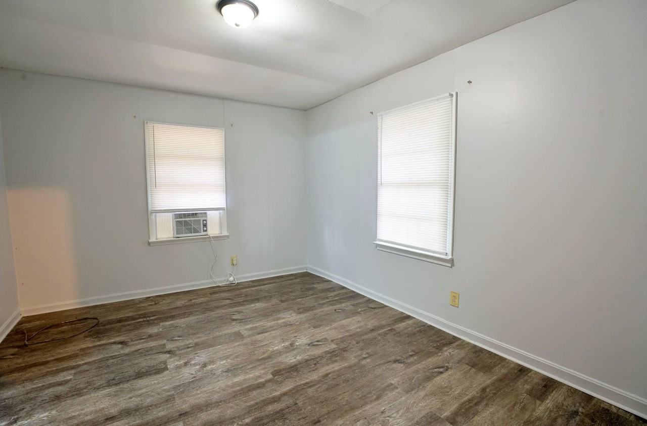 2826 Norwood Ave - Photo 7 of 10